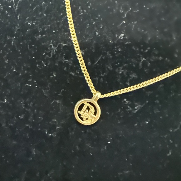 Dior Elegant Gold Necklace with Initial Pendant - Picture 3 of 5